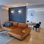 Bed & Breakfast De Luxe Figaro Płock