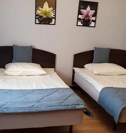 Bed and breakfast De Luxe Figaro Płock
