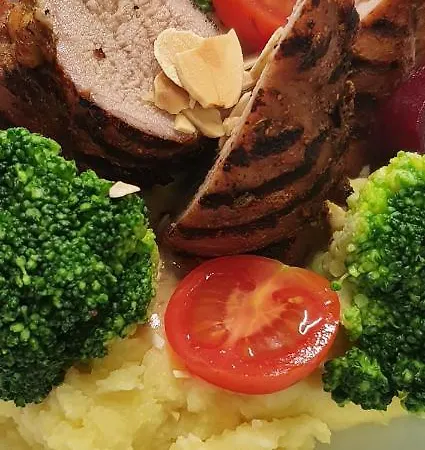 Bed & Breakfast De Luxe Figaro *