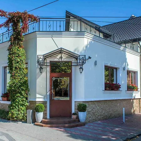 De Luxe Figaro Płock