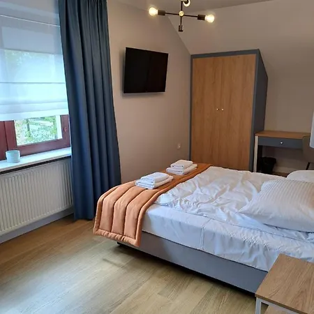 De Luxe Figaro Oda ve Kahvaltı Płock