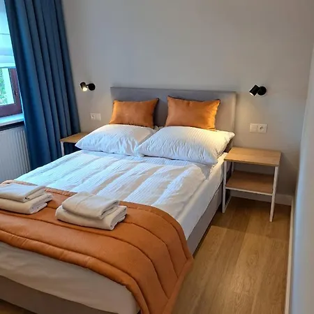 Oda ve Kahvaltı De Luxe Figaro *