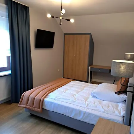 Pokoje De Luxe Figaro *