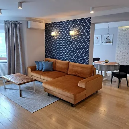 Oda ve Kahvaltı De Luxe Figaro *
