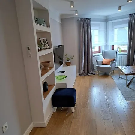 De Luxe Figaro * Płock