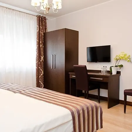 De Luxe Figaro Bed & Breakfast *