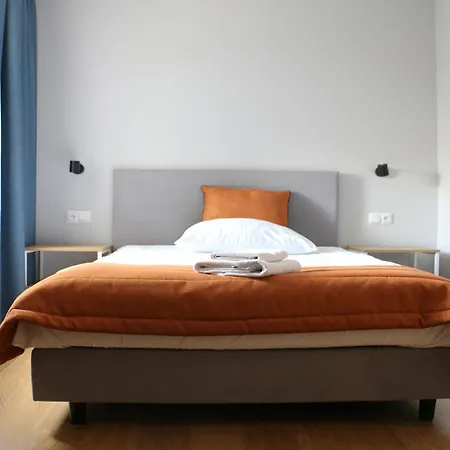 Bed & Breakfast De Luxe Figaro