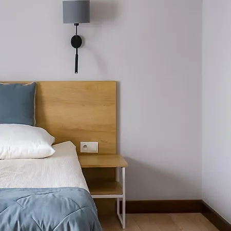 Bed and breakfast De Luxe Figaro *