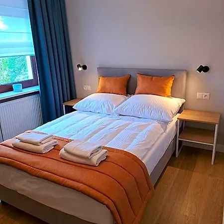 Bed & Breakfast De Luxe Figaro *
