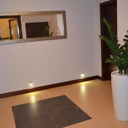 Bed and breakfast De Luxe Figaro *